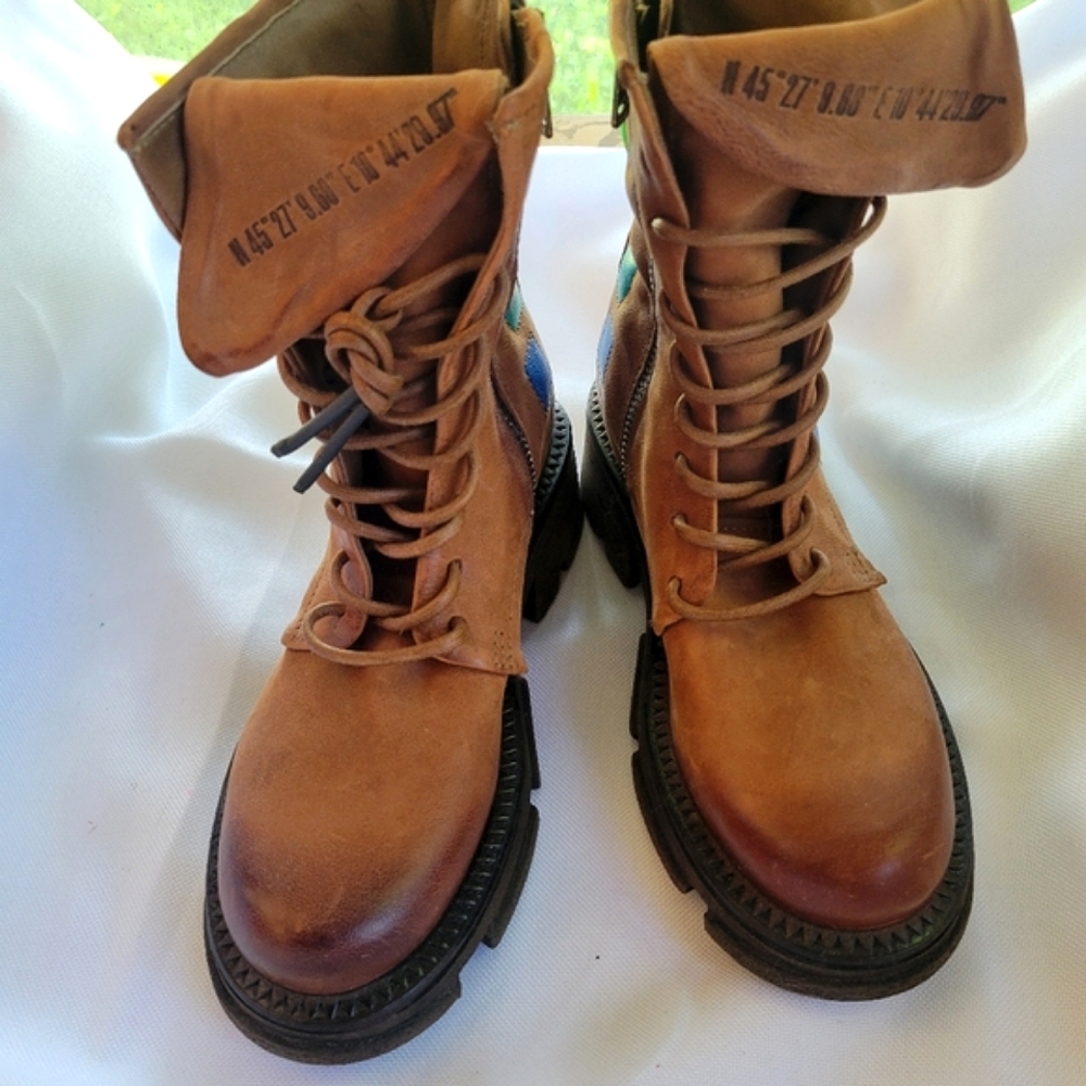 A.S.98 Womens Leather Lockwood Combat Boots, Handpainted OOAK, EU 36/US 5.5-6 - Picture 3 of 13